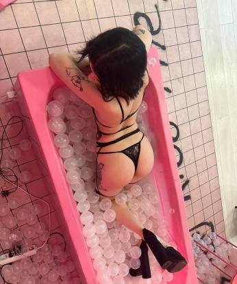 Анкета проститутки Василиса - город Ромашкино, 26 лет, №9333